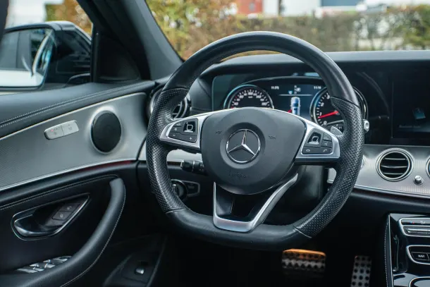 Kaszinó Vegas Days Android/iOS Alkalmazás